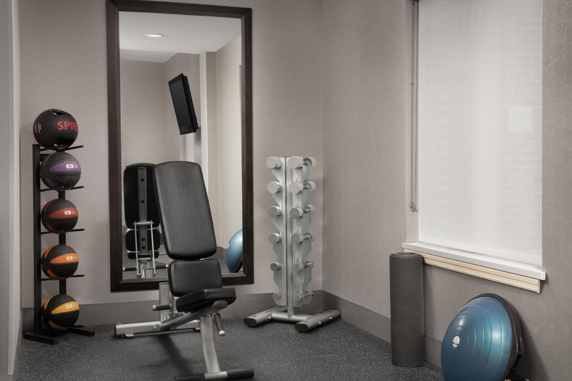 Holiday Inn Express & Suites By Ihg Chambersburg By Ihg Dış mekan fotoğraf